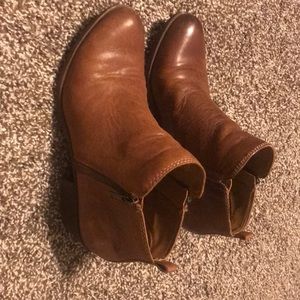 Lucky brand boots